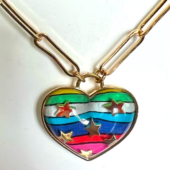 New Betsey Johnson ONE LOVE HEART PENDANT RAINBOW MULTI - Picture 2 of 5
